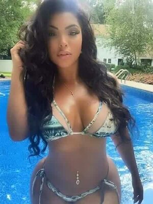 Sophia photo 4