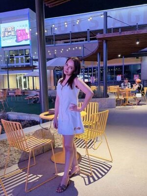 Jenny photo 2