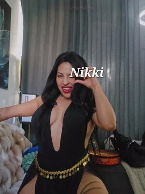 Nikki photo 7