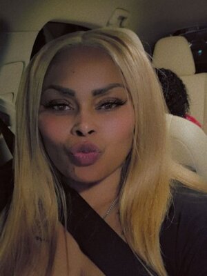 Tia photo 3