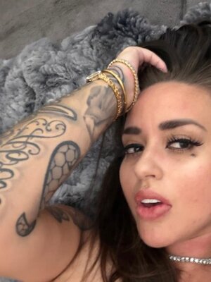 Bella photo 2