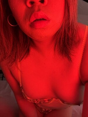Namtan photo 4