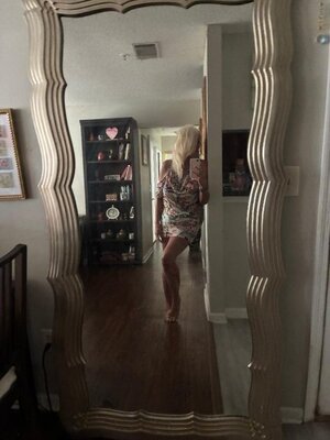 Anika photo 7