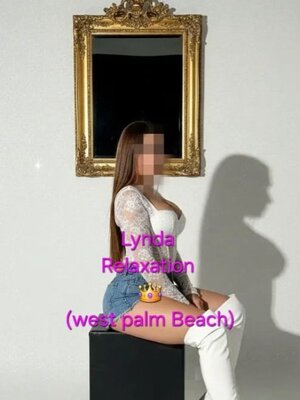 Lynda photo 3