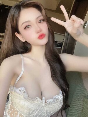 Mimi photo 7